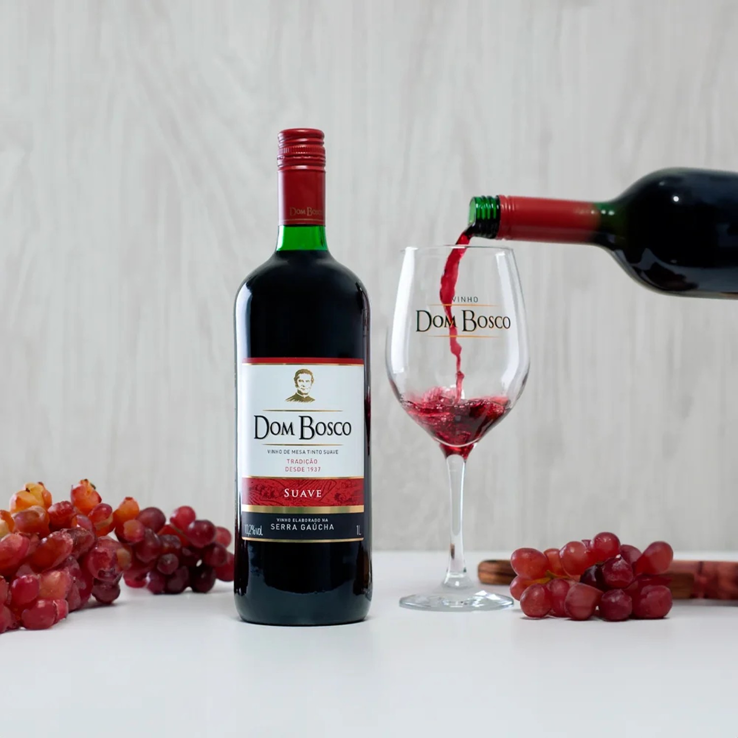 Vinho Tinto Suave Dom Bosco 750ml foto 2