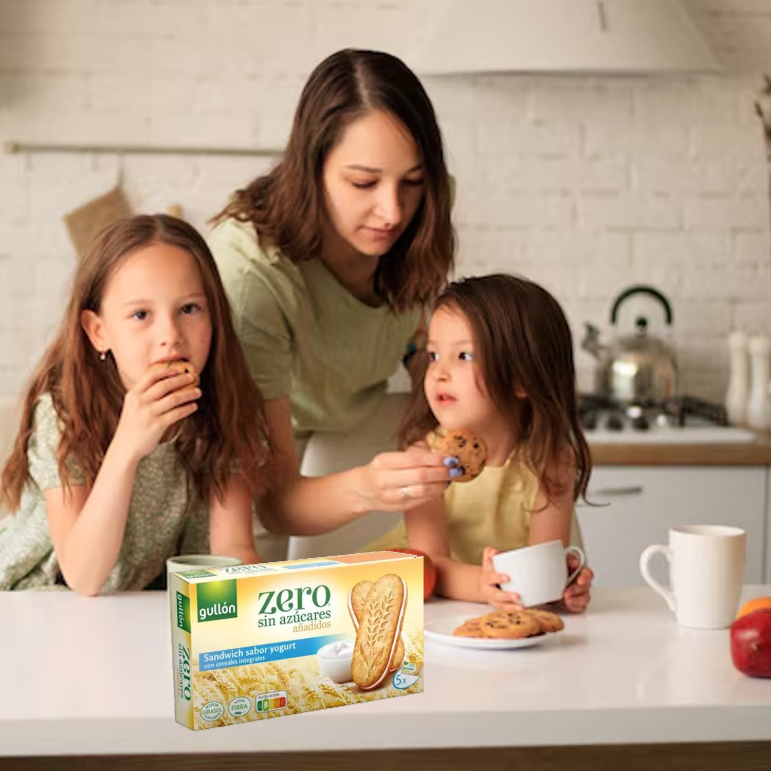 Biscoito GULLON Sem Açucar Sandwich Yogurt 220g foto 2
