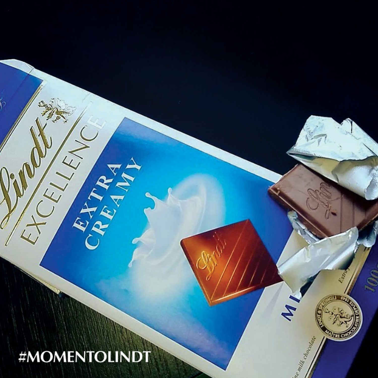 Chocolate Suiço LINDT Excellence ao Leite 100g foto 3