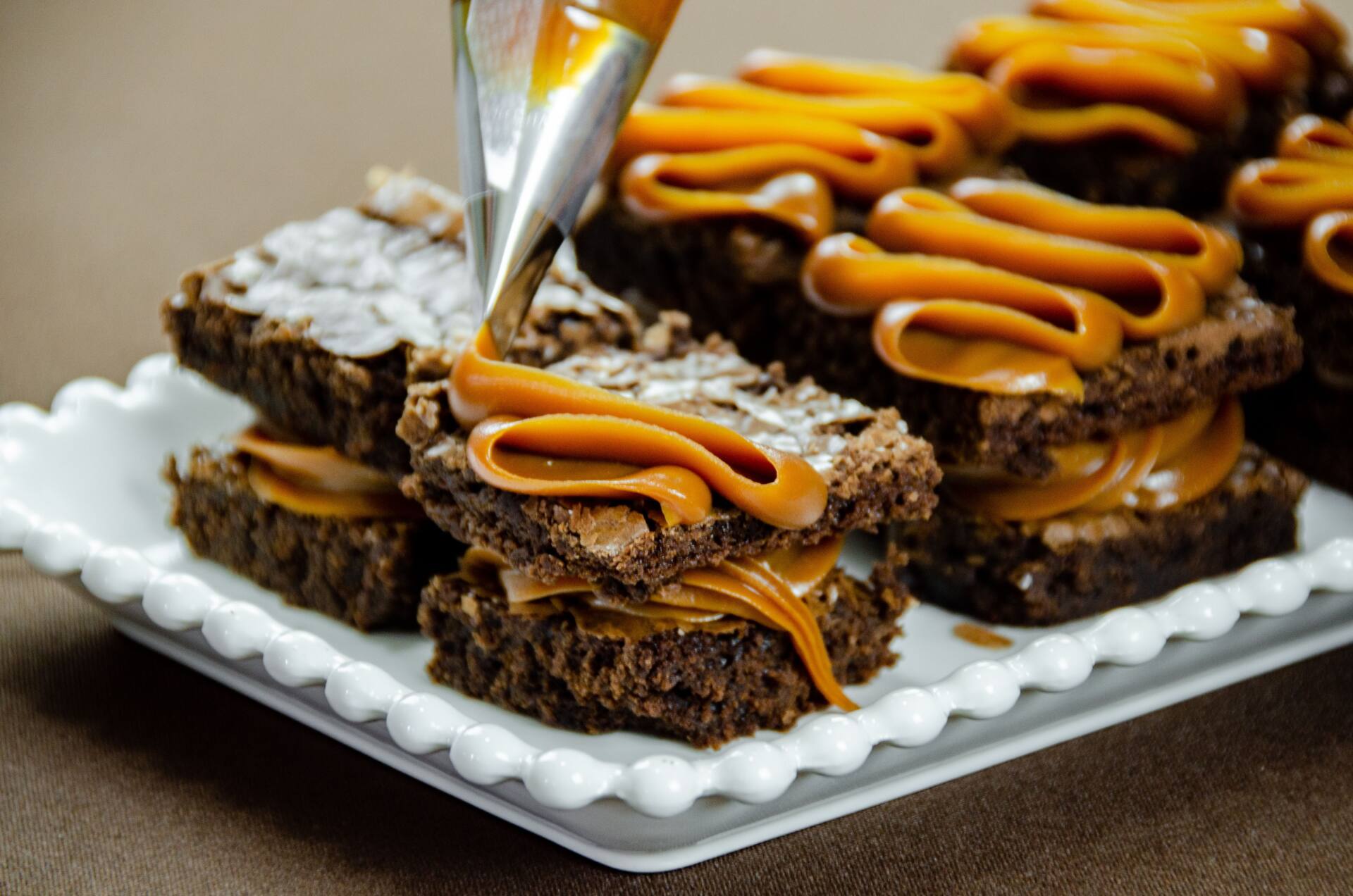 Doce de Leite Pastoso com Chocolate Portão do Cambui 410g foto 5